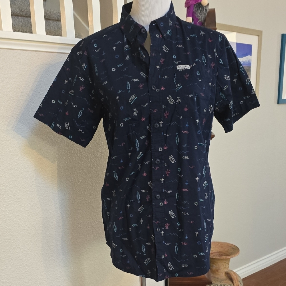 Columbia Men's Navy Short Sleeve Shirt